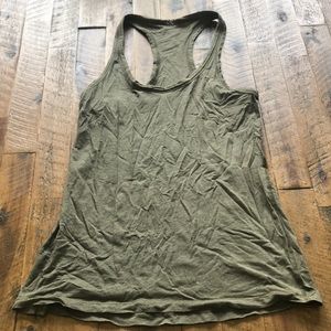 Lululemon tank top